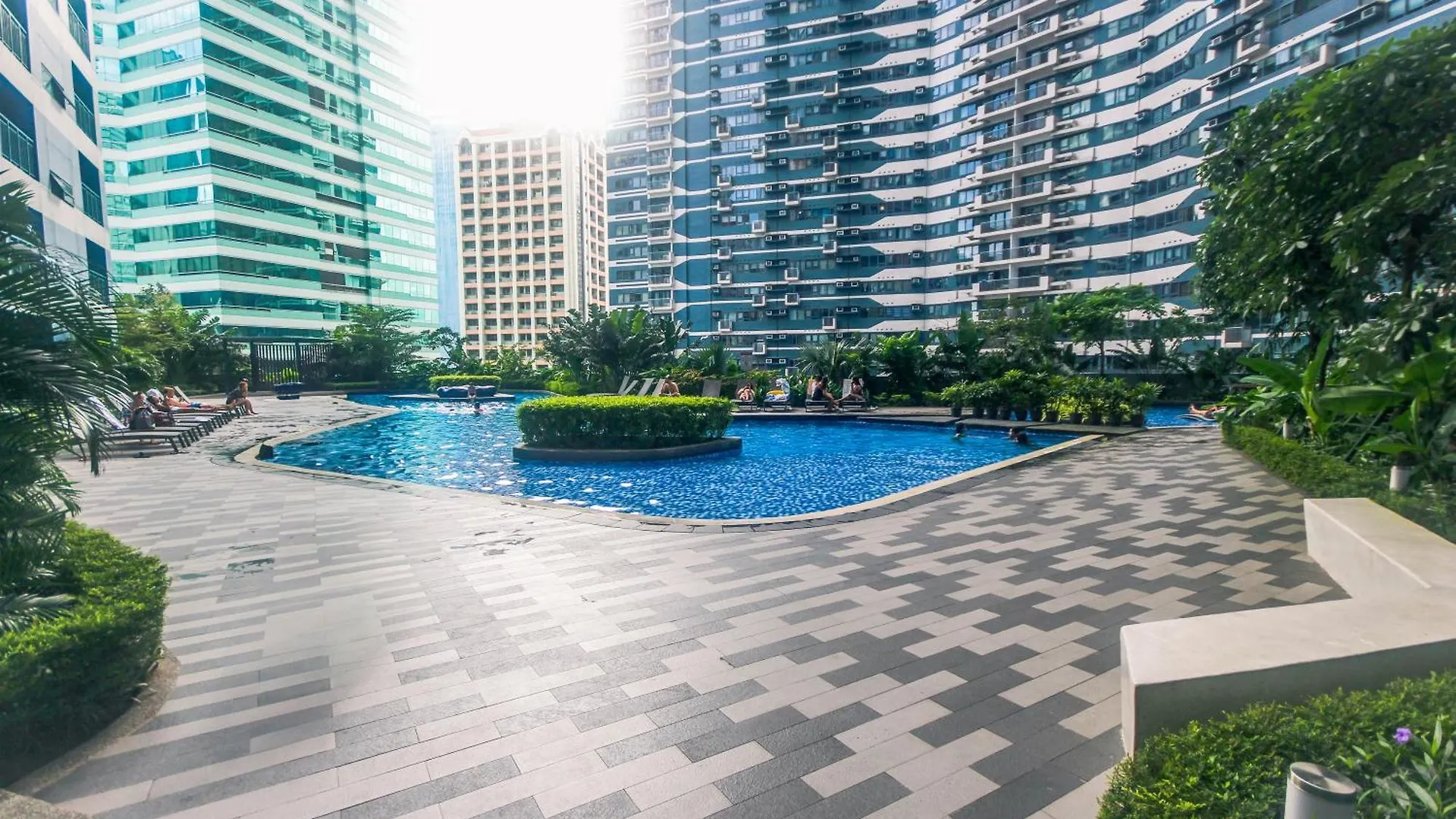 Eccentric Escape Stylish Makati Urban Swim Gym 4034 Lejlighed Manila 0*,